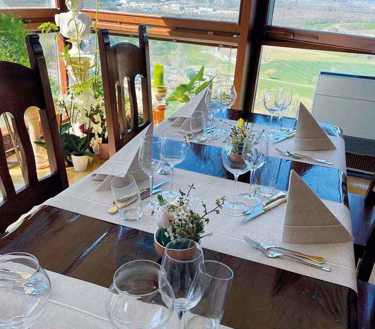 En sa «Maison»… L’art du tartare au sommet d’une tour!