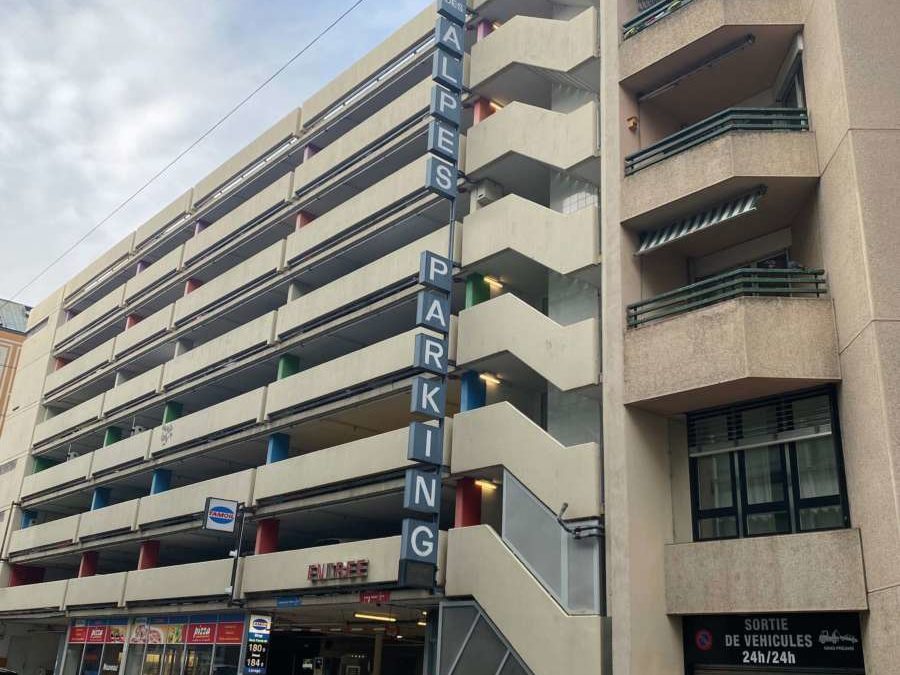 Un parking sous terre et des logements aux Pâquis